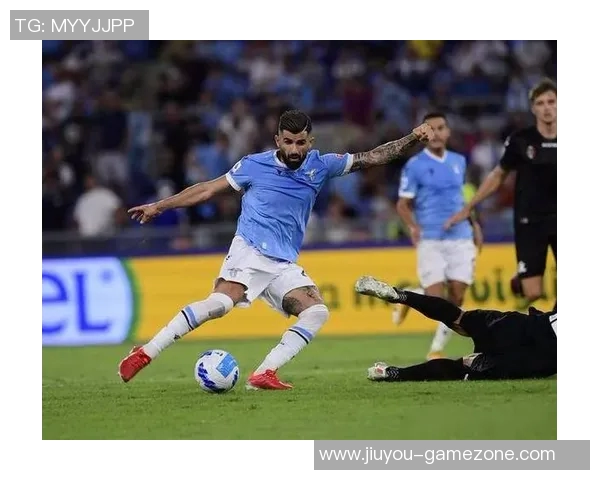 本菲卡大胜那不勒斯五球狂潮引发全场震撼回顾集锦